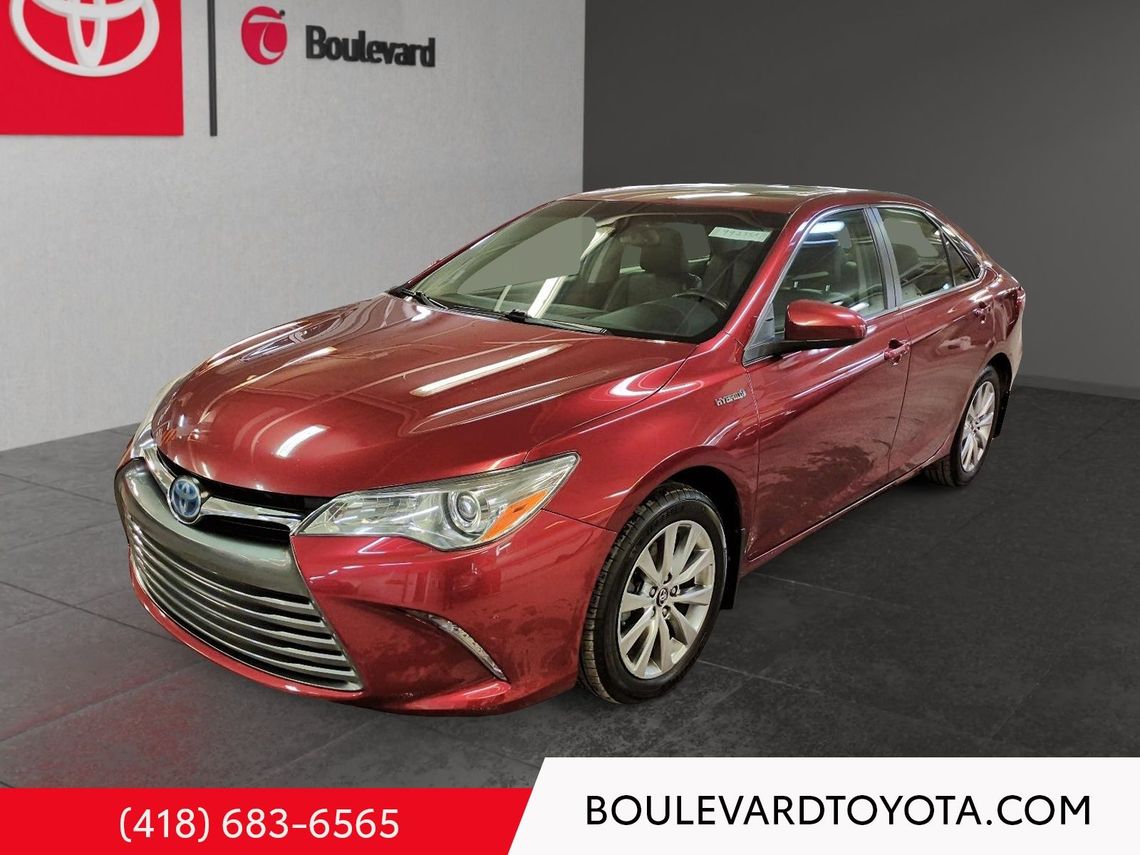 2017 Toyota Camry Hybrid XLE FWD