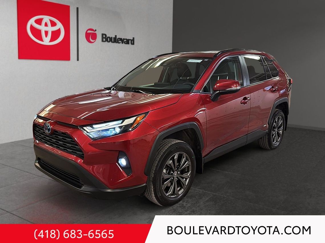 Toyota RAV4 Hybrid XLE AWD 2024